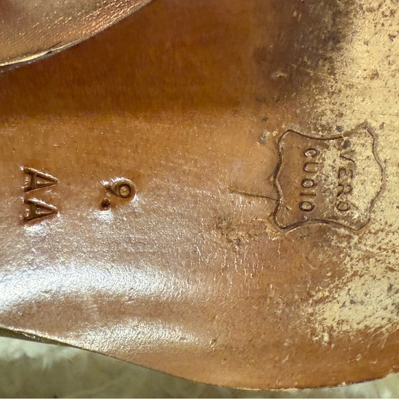 Bruno Magli vintage 1980s Women's Gold and Bronze wedges Authentic - Picture 7 of 8